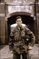 damian lewis, life, homeland, band of brothers